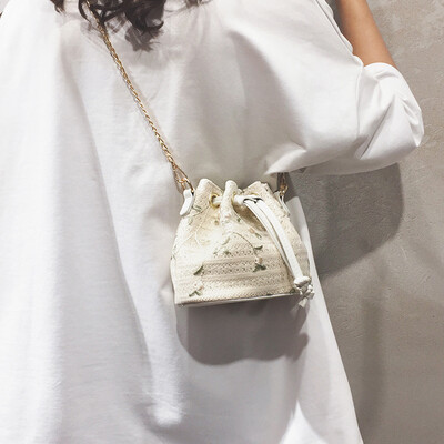 

Ins super fire fairy bucket bag small bag female 2019 new Korean version of the Sen system chic chain shoulder Messenger bag