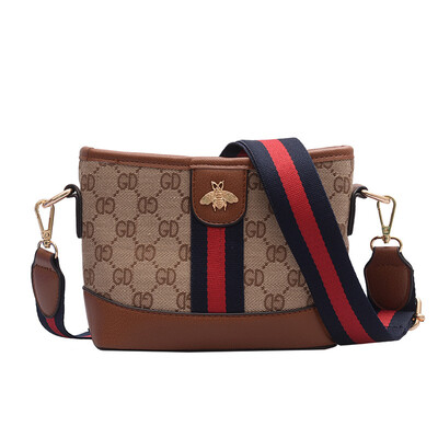 

Summer bag handbags new 2019 net red foreign style texture fashion slung wild Korean version of the tide portable Kelly bag