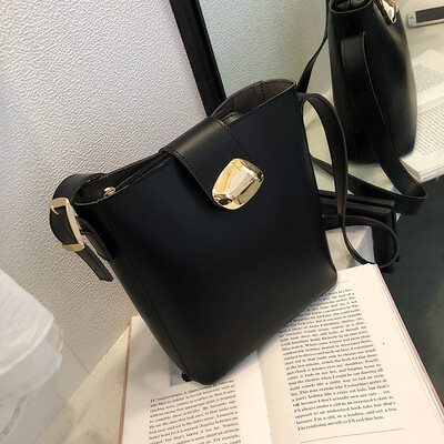 

French small bag of foreign leisure bucket bag handbags new 2019 tide high sense wild ins messenger bag