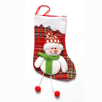 

Christmas Gift Bag New Year 2020 Christmas Stocking Santa Claus Sock Xmas Tree Hanging Ornament Plaid Candy Bag