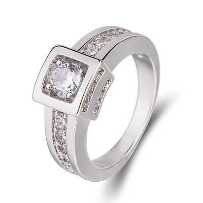 

Ladies Cocktail Rings Gold Plated Cubic Zirconia Wedding Engagement Statement Ring Diamante Jewelry For Women