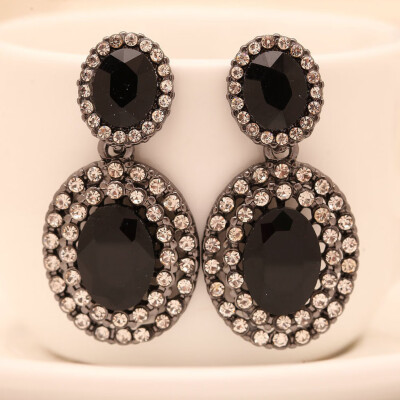 

Women Luxury Full Diamond Rhinestone Earrings