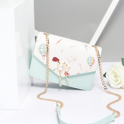 

In summer ins single-shouldered girl slanted a bag on the chain of students&the fashion is fresh&fresh
