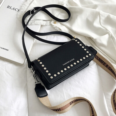 

French small bag of foreign style texture handbag new 2019 Korean version of the tide wild shoulder bag female small bag Messenger bag