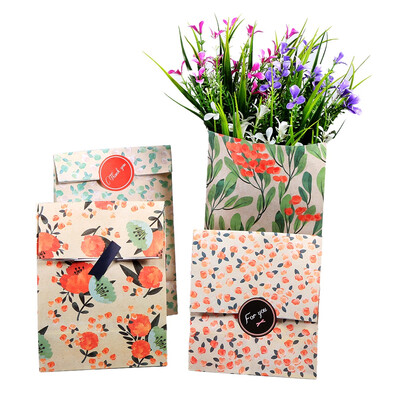 

Paper Cookie Bag12PCS Flower Pattern Kraft Gift Treat Cookie Bag With Stickers For Wedding Birthday Party New