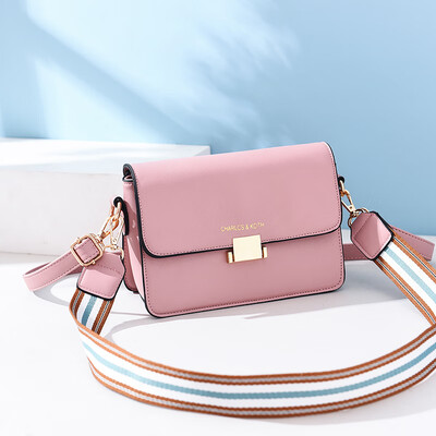 

On the new small bag womens fashion ck slung small square bag ins super fire texture shoulder Korean version of Joker