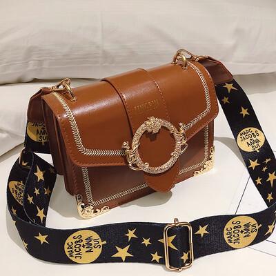 

Ins net red girl texture on the new small square bag new 2019 Korean version of Joker shoulder slung broadband womens bags