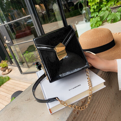 

Qiao Bani 2019 new Korean fashion Dongdaemun simple chain flip bag size single shoulder diagonal female bag