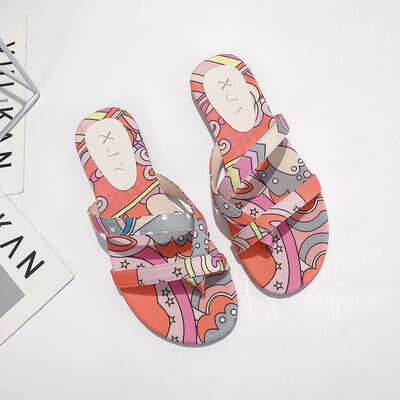 

Slippers women wear fashion 2019 summer new Korean flat-bottomed Joker lazy beach slippers net red