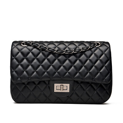 

In summer a new small bag of womens small fragrant wind chain Lingge black armpit bag shoulder Joker foreign style tide