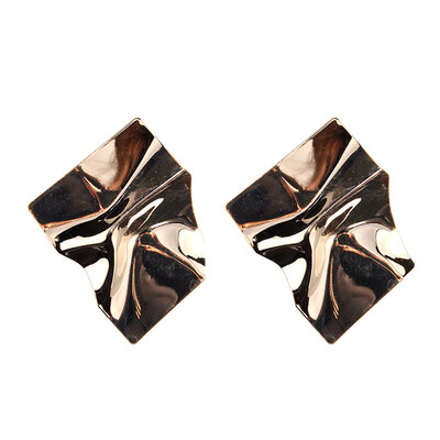 

Lady Girl Earrings Fashion Geometric Irregular Curve Folded Geometric Stud Earrings for Women Jewelry Accessories Love Gift