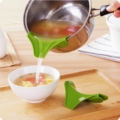 

Kitchen sprinkles round mouth edge guide liquid guide mouth water kitchen tool