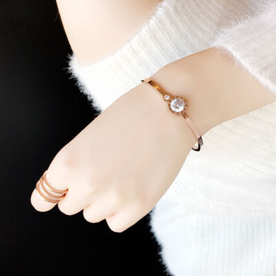 

Titanium steel bracelet ladies rose gold simple wild bracelet