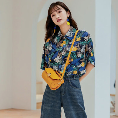 

Women Hawaiian Styles Blouse Loose Casual Women Turn-down Collar Blouses Top Summer Women Loose Blouse Ladies Print Shirt