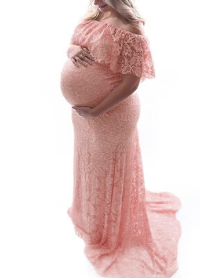 

Maternity Photoshoot Ruffled Lace Maxi Dress