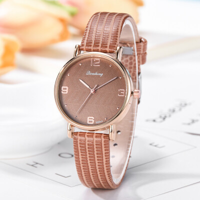 

RM Fashion Simple Flat No Scale Dial Belt Fashion With Quartz Womens Watch