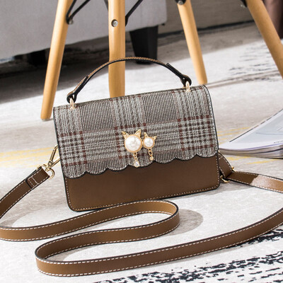 

Autumn Hong Kong Feng Xiao Ladys Chao-Han version of Baitie Single Shoulder Bag with Fashionable Texture&Back-to-the-ancients