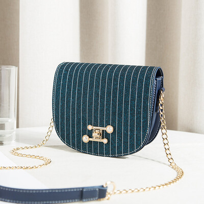 

Summer Chic Little Girl 2019 Korean Edition Slant Bag Simple One-shoulder Bag Saddle Bag Small Bag