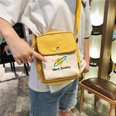 

Small bag canvas bag woman single shoulder slant bag small fresh student hundred Han version of the ancient feeling girl ins son d