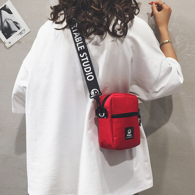 

Fashion small bag female bag new 2019 Korean version of casual wild nylon shoulder Messenger bag mini mobile phone bag tide