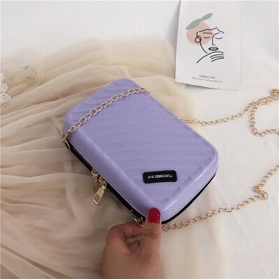 

2019 new fashion diagonal stripes Korean shoulder bag casual wild Messenger small square bag personality letter chain bag