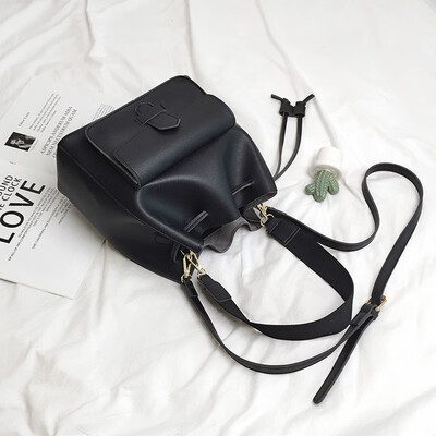 

French small bag female 2019 new wave fashion casual texture wild large capacity single shoulder slung bucket bag