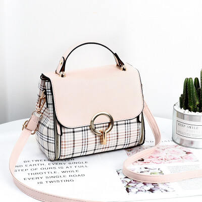 

Ladies bag 2019 spring new cool fashion womens bag small square bag Korean version of the shoulder bag Messenger bag