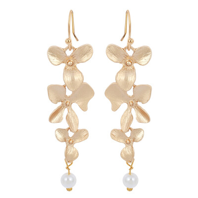 

New Fashion Style Fashionable Jewelry Accessories Gold Color Flowers Simulated Pearls Color Long Earrings For Women Gifts