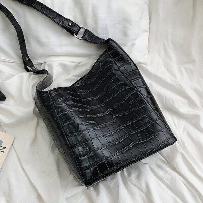 

North autumn&winter bags women 2019 new retro Korean Tote crocodile fashion shoulder slung bag