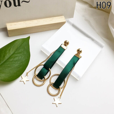 

Simple Green Leaf earring for Women