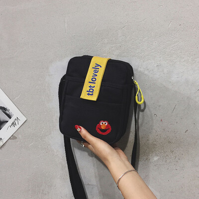 

Small cloth bag female new 2019 tide Korean version of the casual wild girl canvas bag Japanese small fresh slung shoulder bag