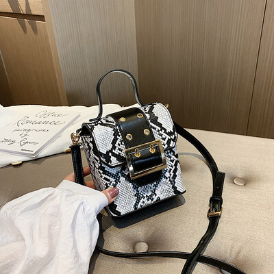 

Girls small bag new Korean fashion wild shoulder Messenger bag contrast color bucket bag tide