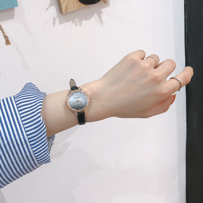 

Chic watches female students simple fashion Korean version of water drill dial strap quartz watch for junior&senior high schoo