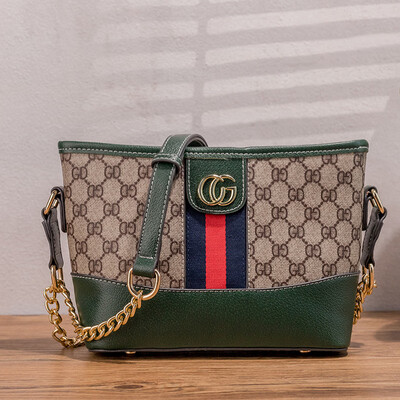 

2019 new net red small fragrance wandering bag wild ins chain bag simple fashion female shoulder Messenger bag