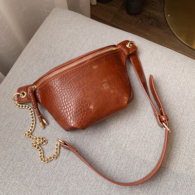 

Texture crocodile pattern broadband womens bag 2019 new bag fashion chest bag chic chain single shoulder slanted small waist bag