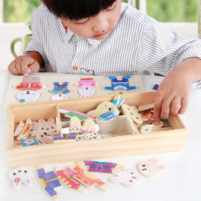 

Gotoamei Cartoon 4 Rabbit Bear Dress Changing Jigsaw Puzzle Wooden Toy