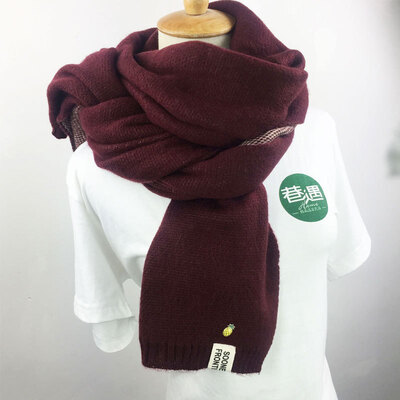 

Korean version of the new double-sided color matching super soft wool wild scarf thick warm small pineapple decorative shawl students
