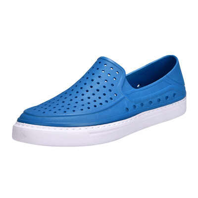 

Sandals Men shoes 2019 Summer Leisure Mens Flats Beach shoes Sea Non-slip Breathable Hole Shoes Comfortable Men Summer Shoes