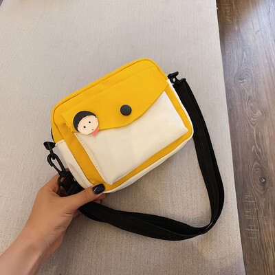 

2019 new chic casual wild shoulder bag cartoon cute canvas bag female fashion temperament contrast color Messenger bag
