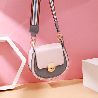

Little Girl Summer Fashion Net Red Texture Saddle Bag Girl Broadband Slant Shoulder Girl Bag