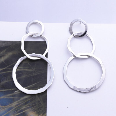 

EK605 Vintage Hollow Round Flower Oval Knot Twist Earrings Geometric Metal Earrings for Women Statement Earrings Modern Art