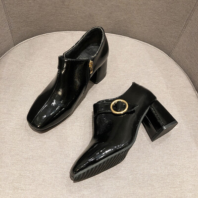 

Boots female autumn Korean version of wild ins small leather shoes female thick heel high heel fashion Martin short boots female