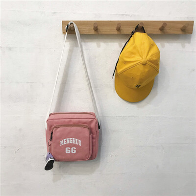 

Small bag canvas bag womens shoulder Messenger bag college student chic Joker Korean version of ancient feeling girl ins Sen
