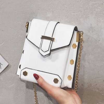 

Baofu 2019 new fashion feel foreign air mobile phone bag network celebrity bag 100 lap chain single shoulder oblique satchel bag