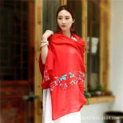 

2018 new scarf national wind embroidered shawl Yunnan Lijiang travel scarf air conditioning sunscreen multi-purpose