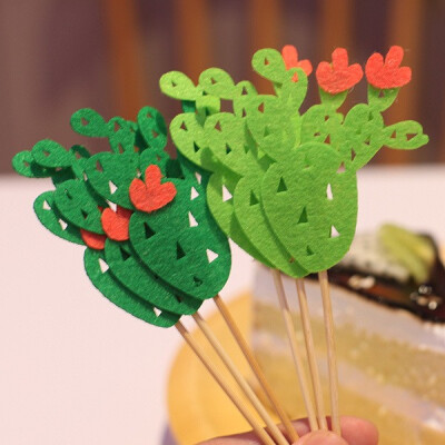 

Funnybunny Hawaii Cactus Cake Toothpick Toppers Party Decoration Supplies for Wedding