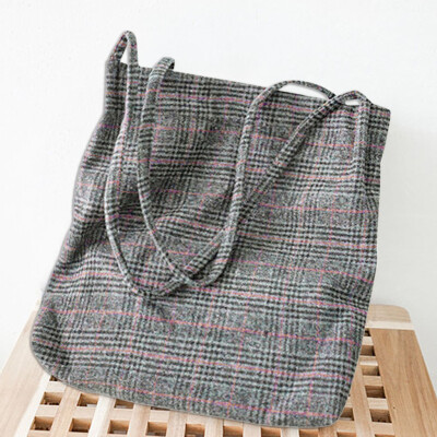 

Tailored Womens Retro Fashion Wild Wool Plaid Shoulder Bag Diagonal Package