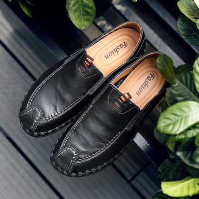 

Dress shoes mens leather new explosions casual shoes mens leather breathable peas shoes mens Korean fashion mens shoes