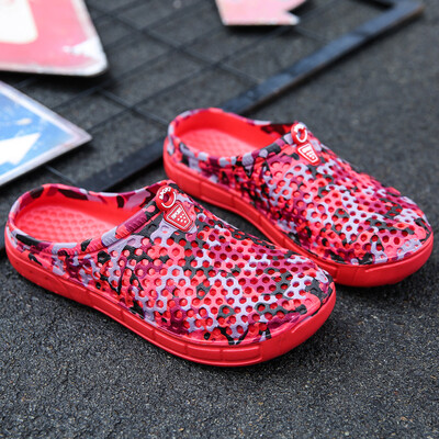 

Summer hollow shoes mens leisure slippers beach shoes Korean version of moisture permeable waterproof half slippers baled sandals