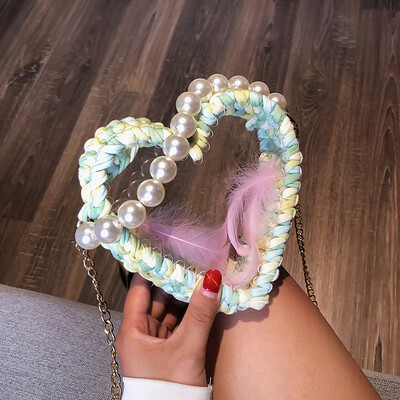 

Chic wild chain shoulder bag personality transparent Messenger bag female 2019 new woven heart-shaped pearl handbag